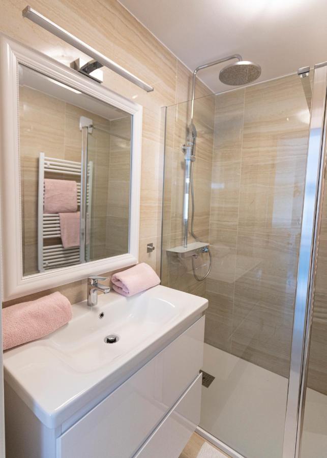 Luxury Mantinela Apartment Malinska Exterior foto